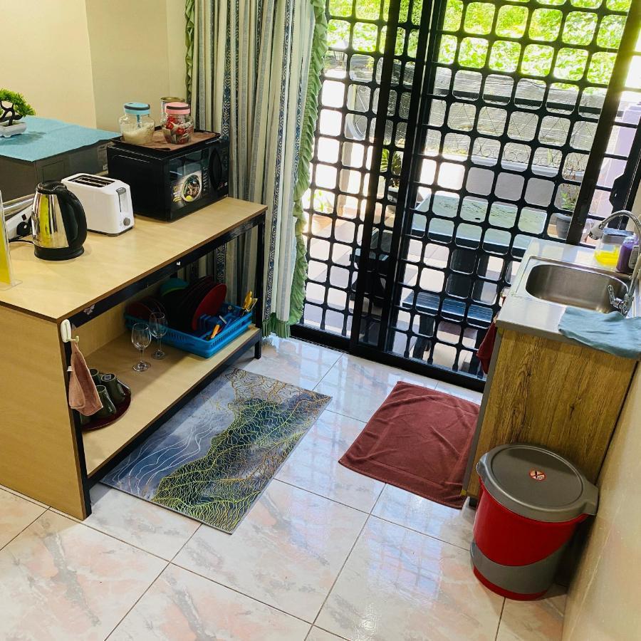 ホテル 100 Oastel Coliving タナ・ラタ エクステリア 写真