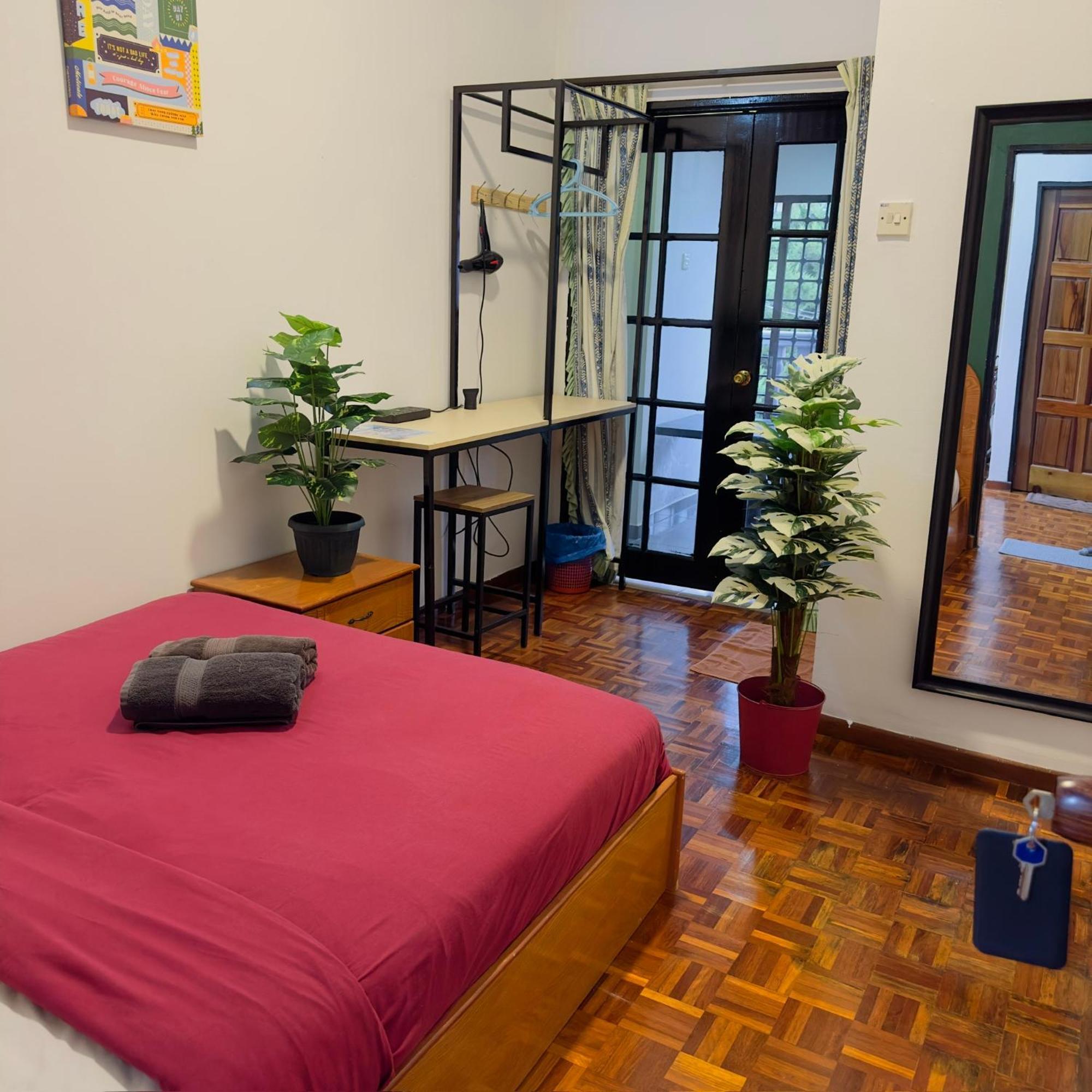 ホテル 100 Oastel Coliving タナ・ラタ エクステリア 写真