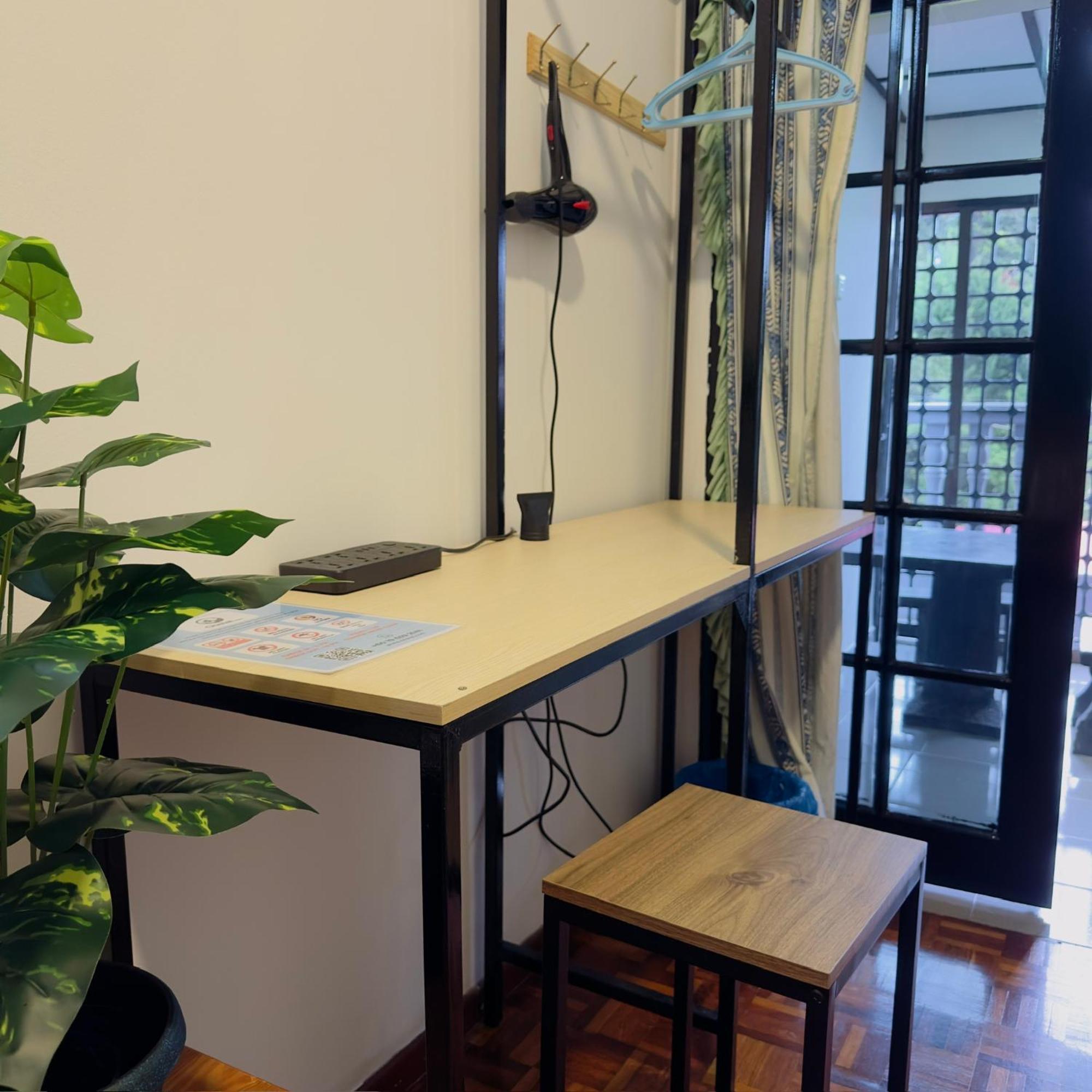 ホテル 100 Oastel Coliving タナ・ラタ エクステリア 写真