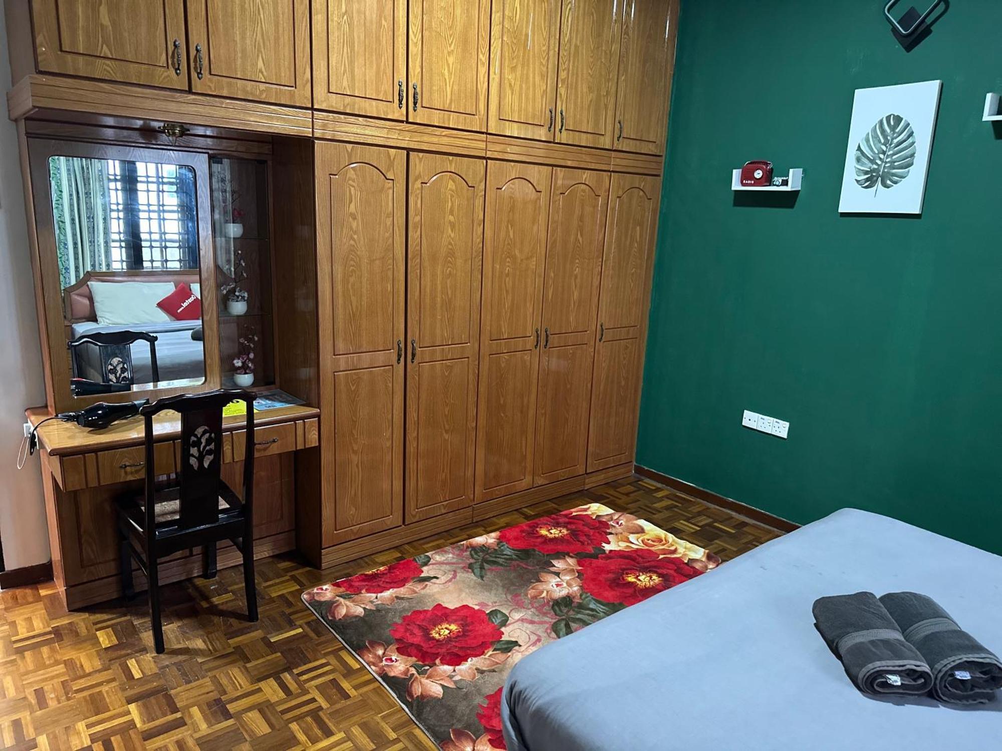 ホテル 100 Oastel Coliving タナ・ラタ エクステリア 写真