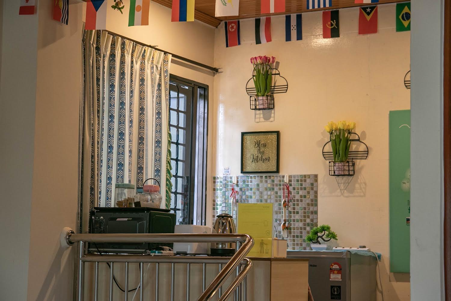 ホテル 100 Oastel Coliving タナ・ラタ エクステリア 写真